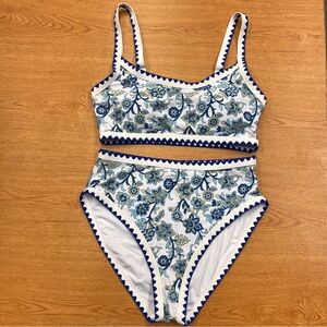 NWOT Floral high waist Bikini Set with Blue Accents size Medium